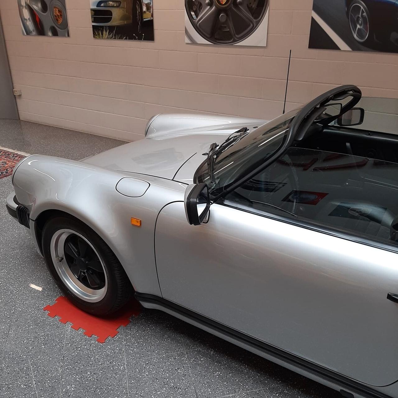 Porsche 911 3.2 Speedster Turbo Look