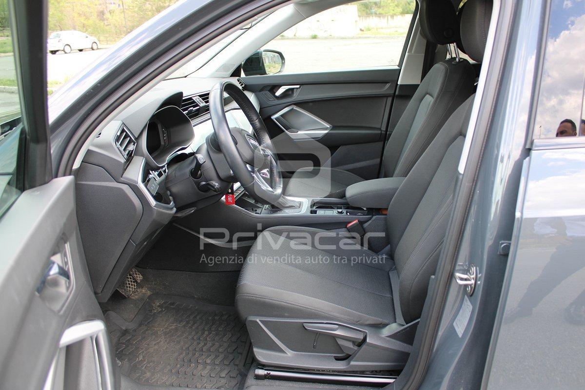 AUDI Q3 35 TFSI S tronic Business Advanced