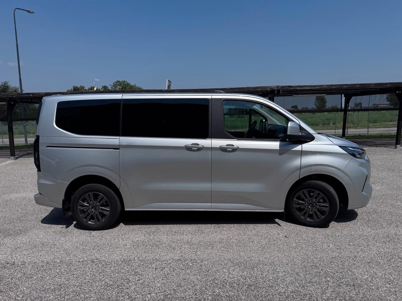 Ford Tourneo Custom 2.0 EcoBlue 170 CV Titanium PELLE IVA ESPOSTA