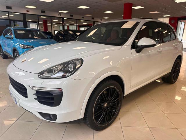 PORSCHE Cayenne 3.0 Diesel Platinum Edition PROMO CAR SERENITY