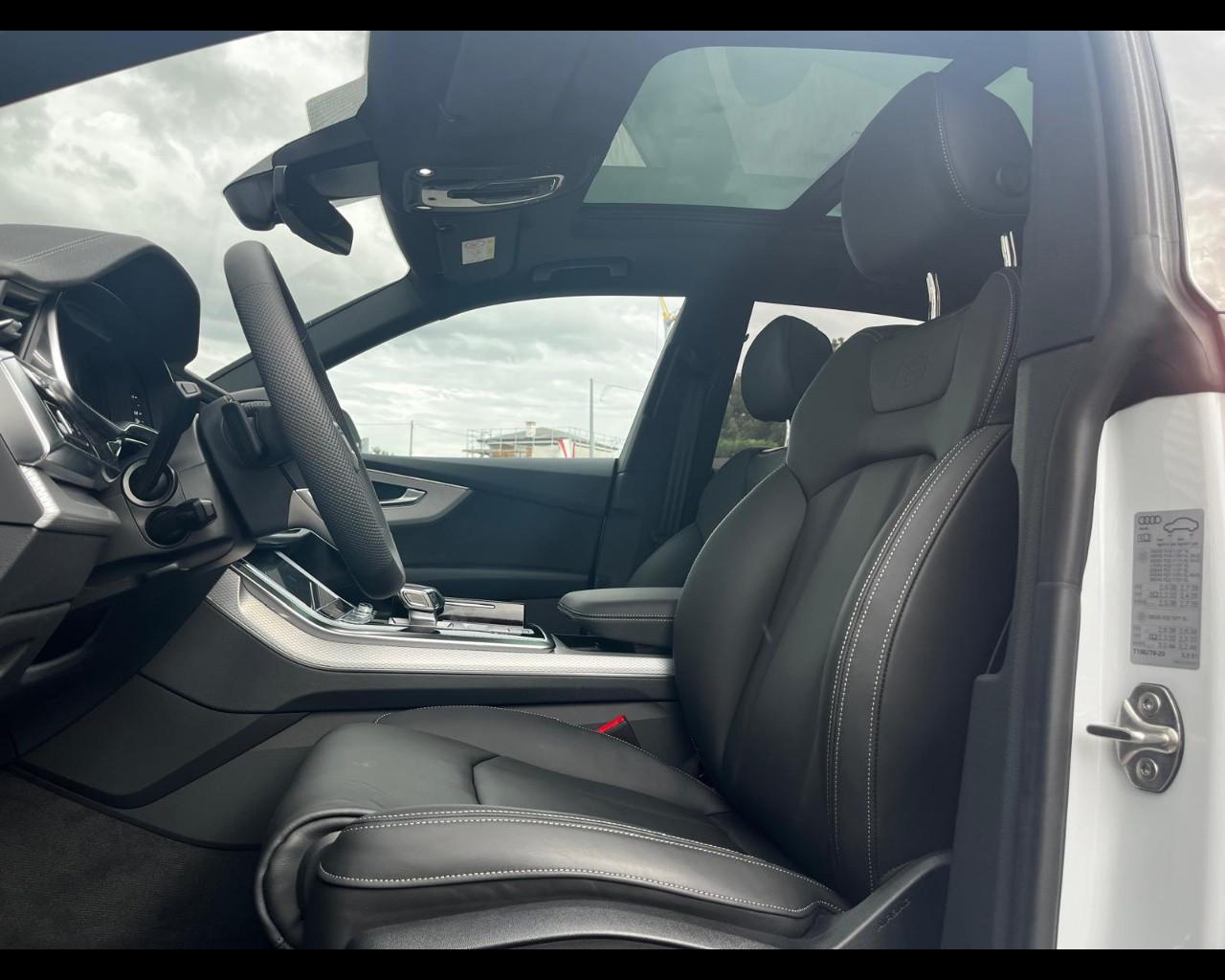 AUDI Q8 50 TDI MHEV QUATTRO TIPTRONIC S LINE EDITION