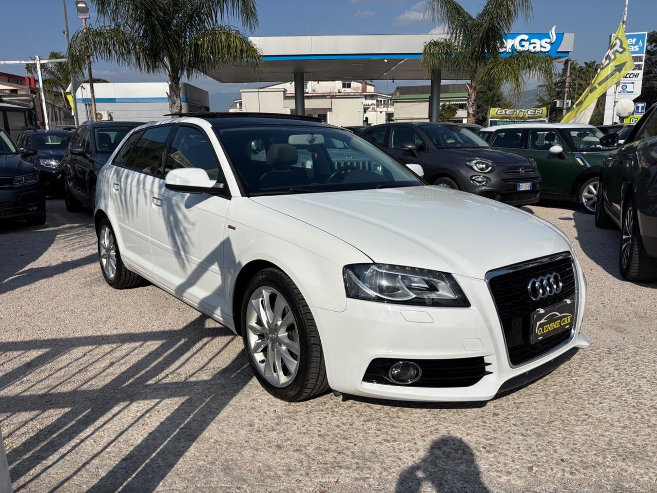 AUDI A3 SPB 1.6TDI 105CV TETTO APRIBILE FULL