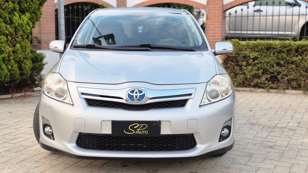 Toyota Auris 1.8 hybrid/Neopatentati/Automatica/SOLO 130.000km
