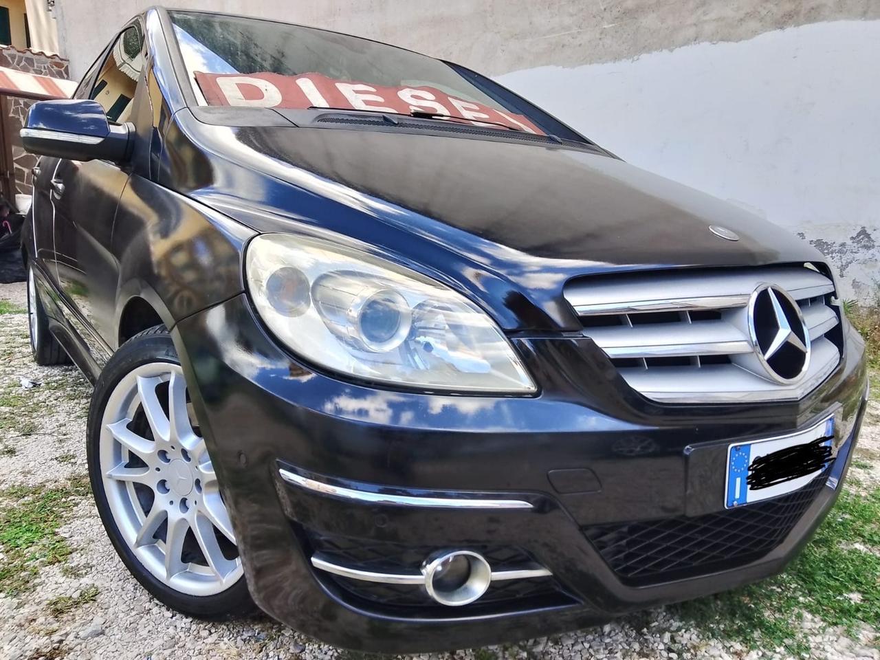Mercedes-benz B 200 ANNO 2010