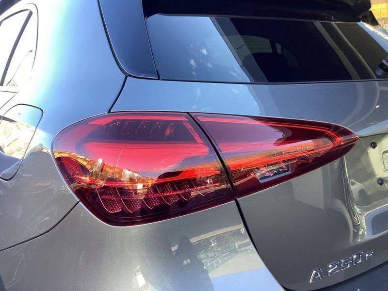 Mercedes-Benz Classe A 250e EQ-Power Automatic Advanced Progressive