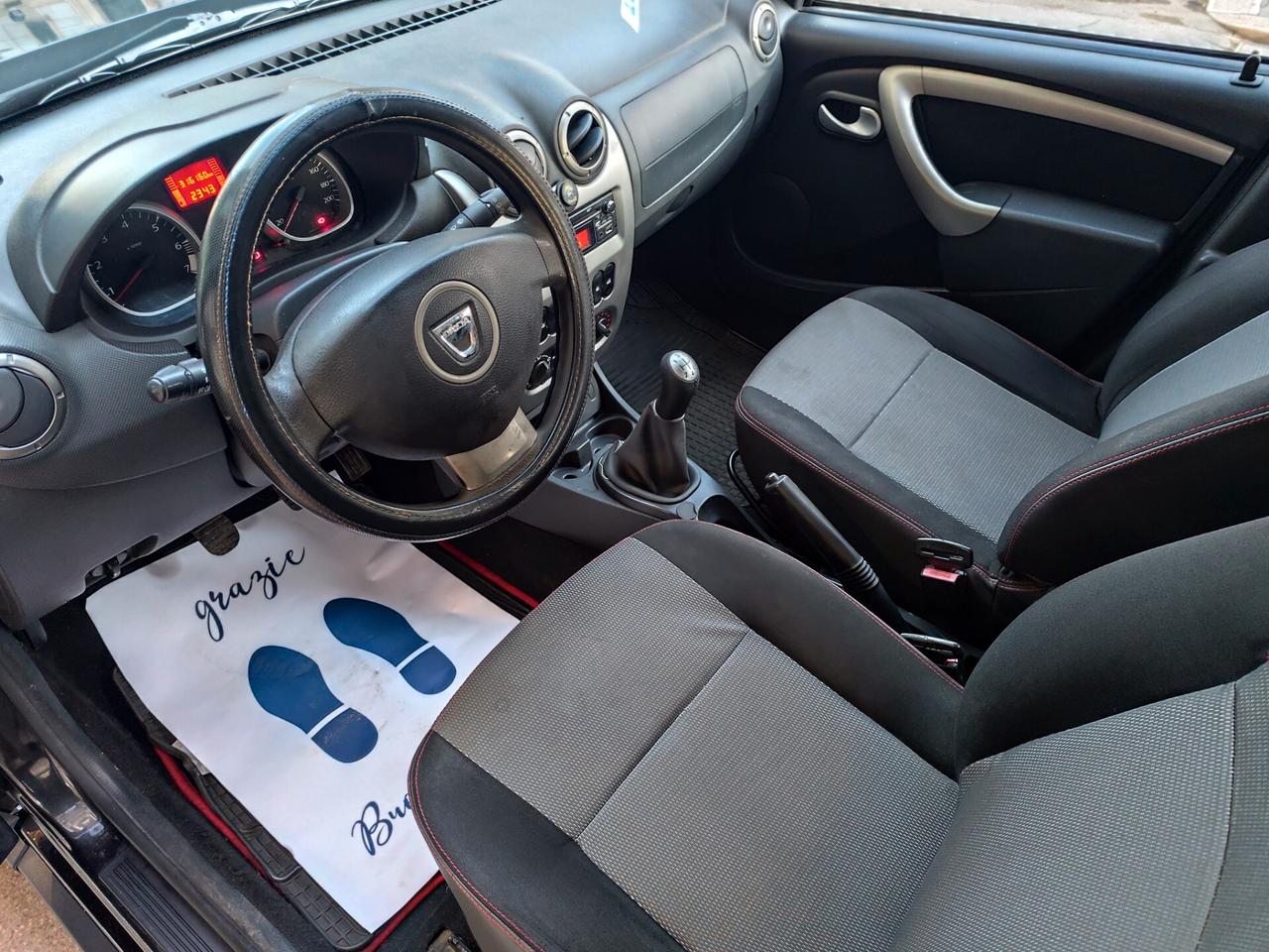 Dacia Duster 1.6 BENZ/GPL 105CV 4x2 GANCIO TRAINO