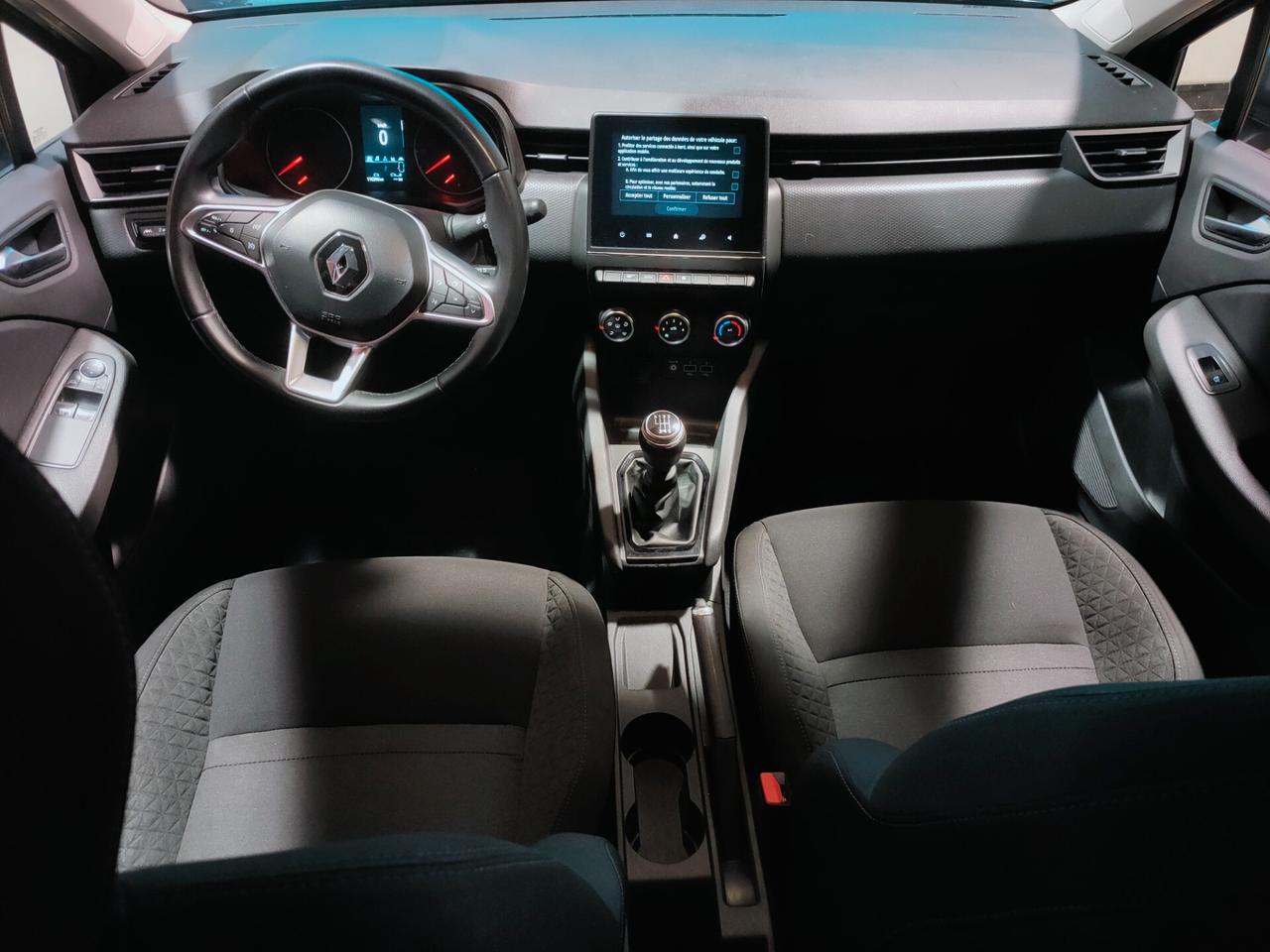 Renault Clio TCe 90 CV 5 .P Techno Euro 6D