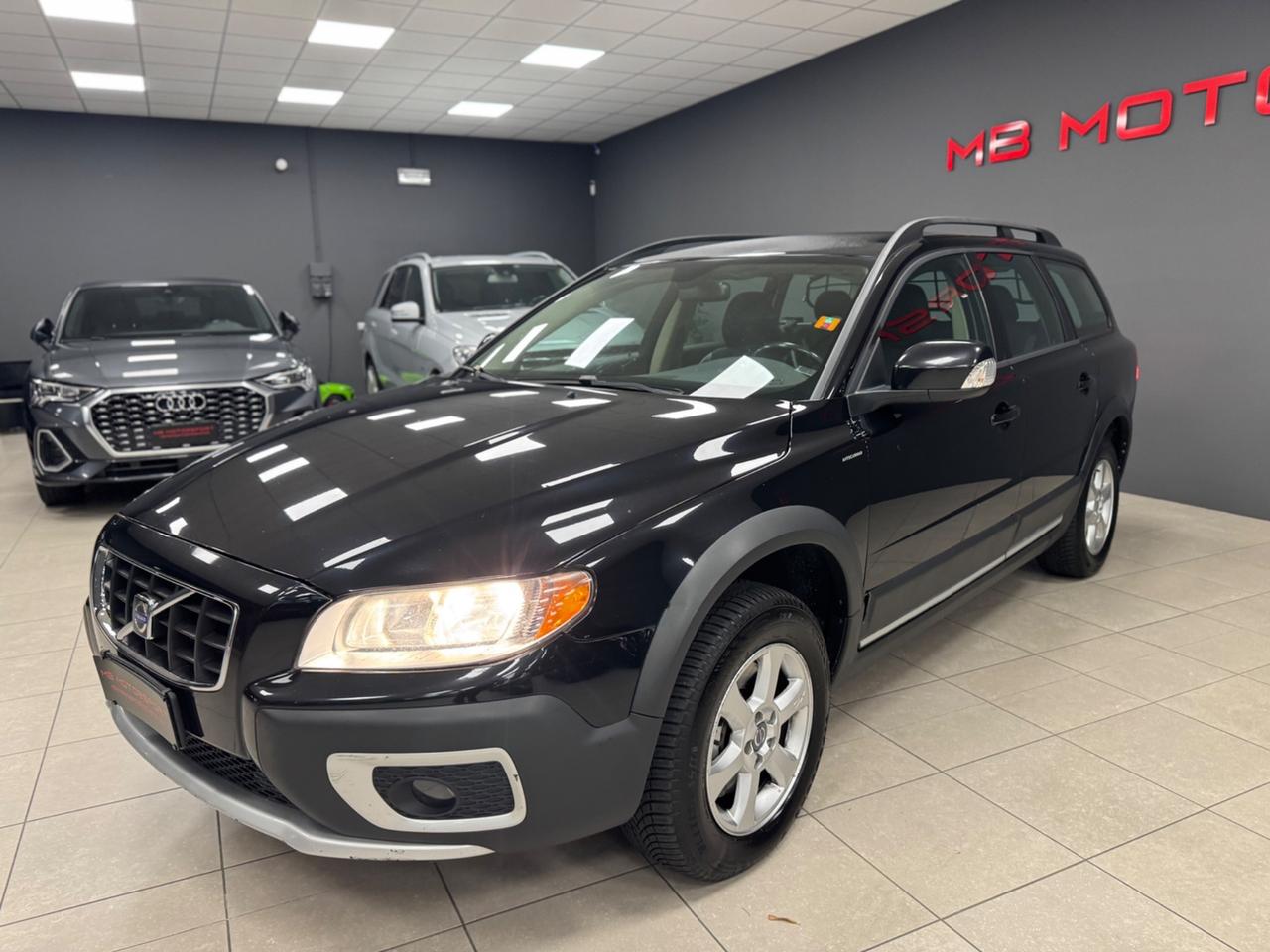 Volvo XC 70 XC70 D5 205 CV AWD Summum