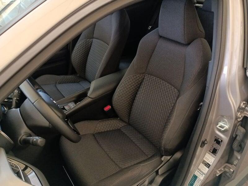 Toyota C-HR C-HR 1.8 Hybrid E-CVT Active