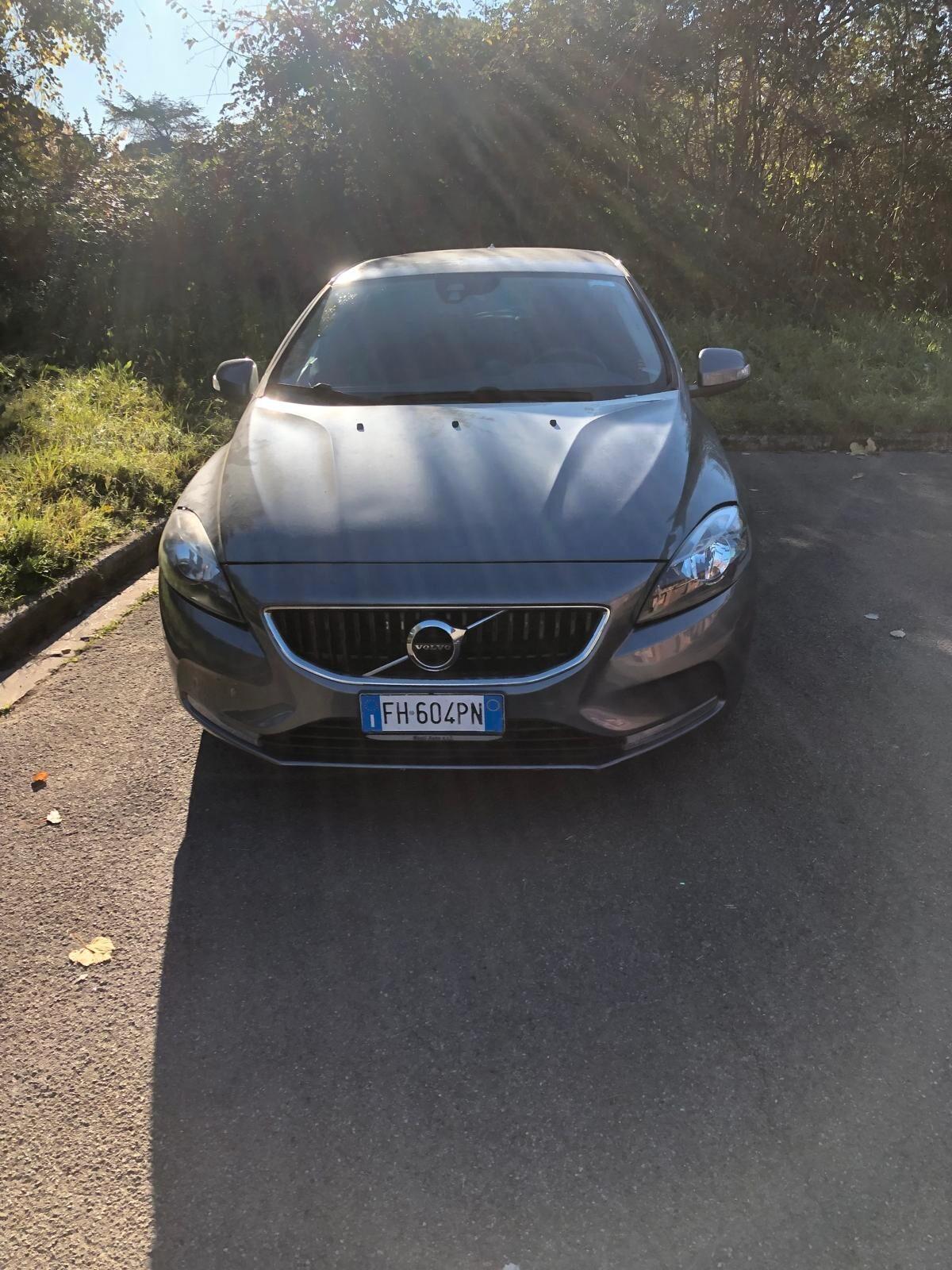 Volvo V40 D4 Momentum