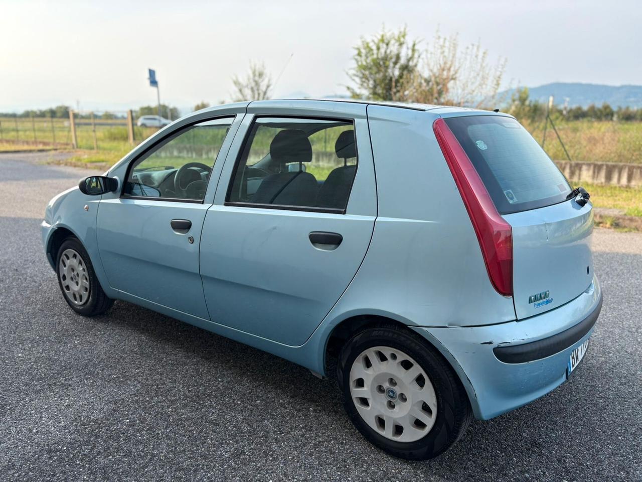 Fiat Punto 1.2i 16V 60cv NEOPATENTATI