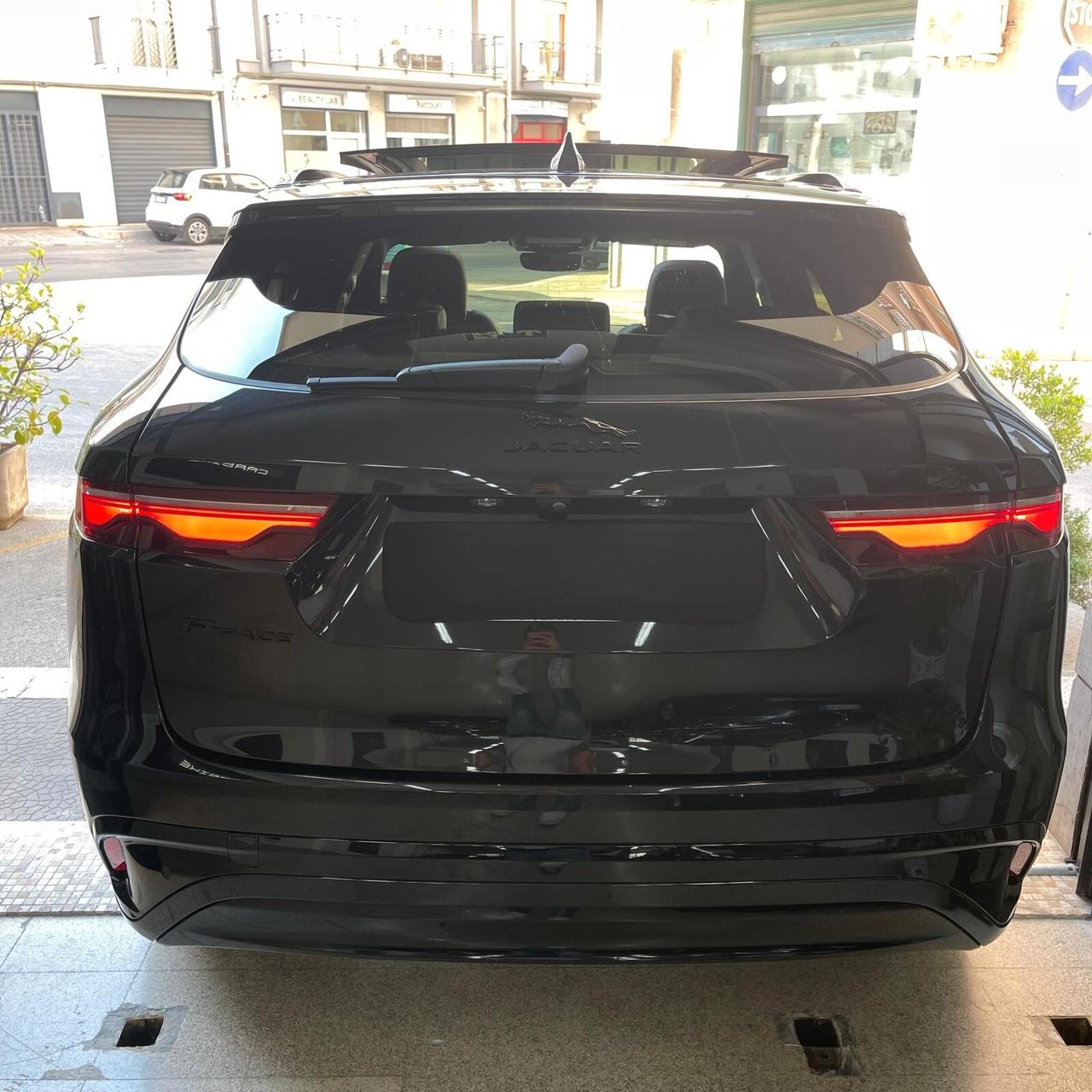 Jaguar F-Pace 2.0 D 204 CV AWD aut. R-Dynamic SE