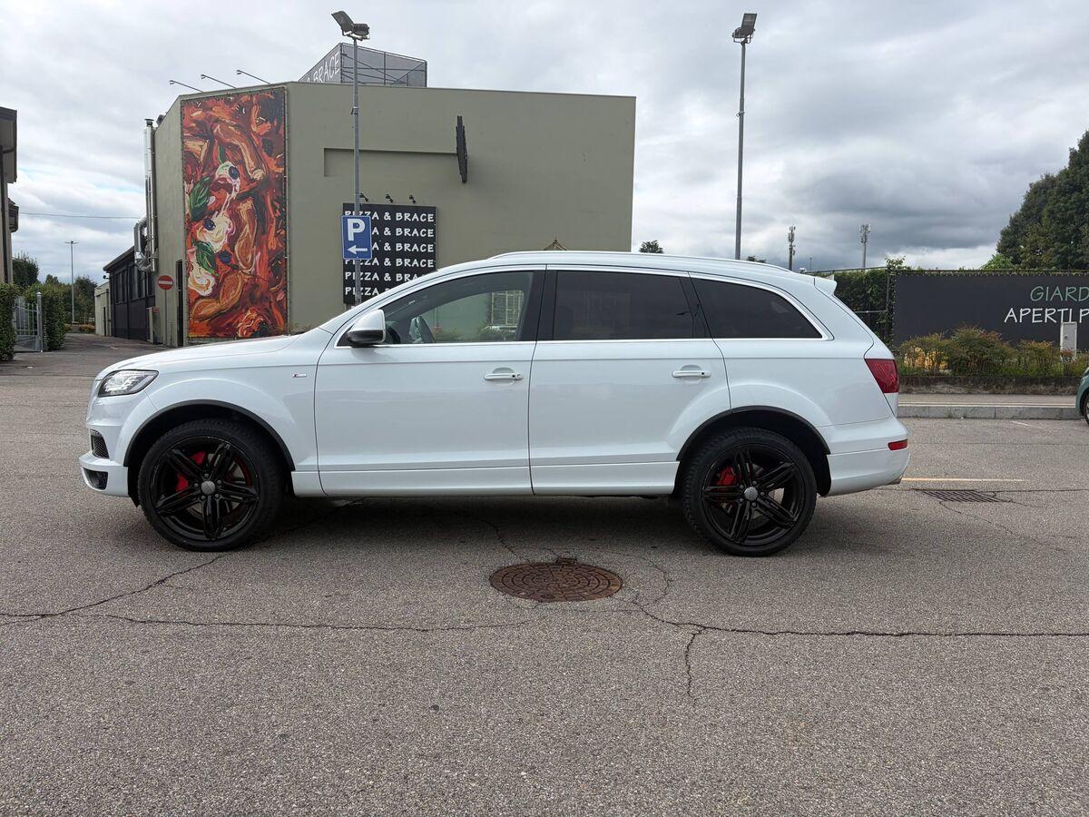 Audi Q7 3.0 tdi S LINE quattro 245cv tiptronic