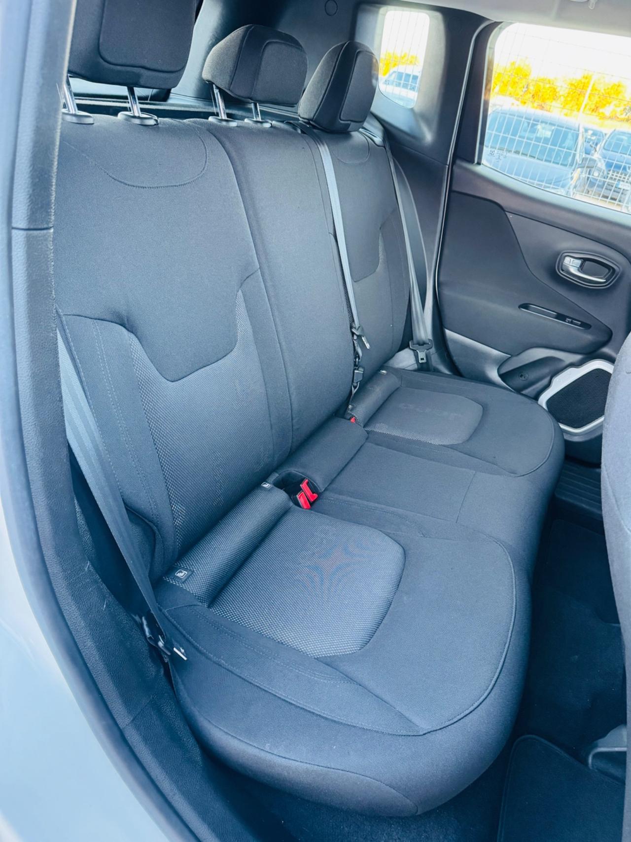 Jeep Renegade 1.6 Mjt 105 CV Business