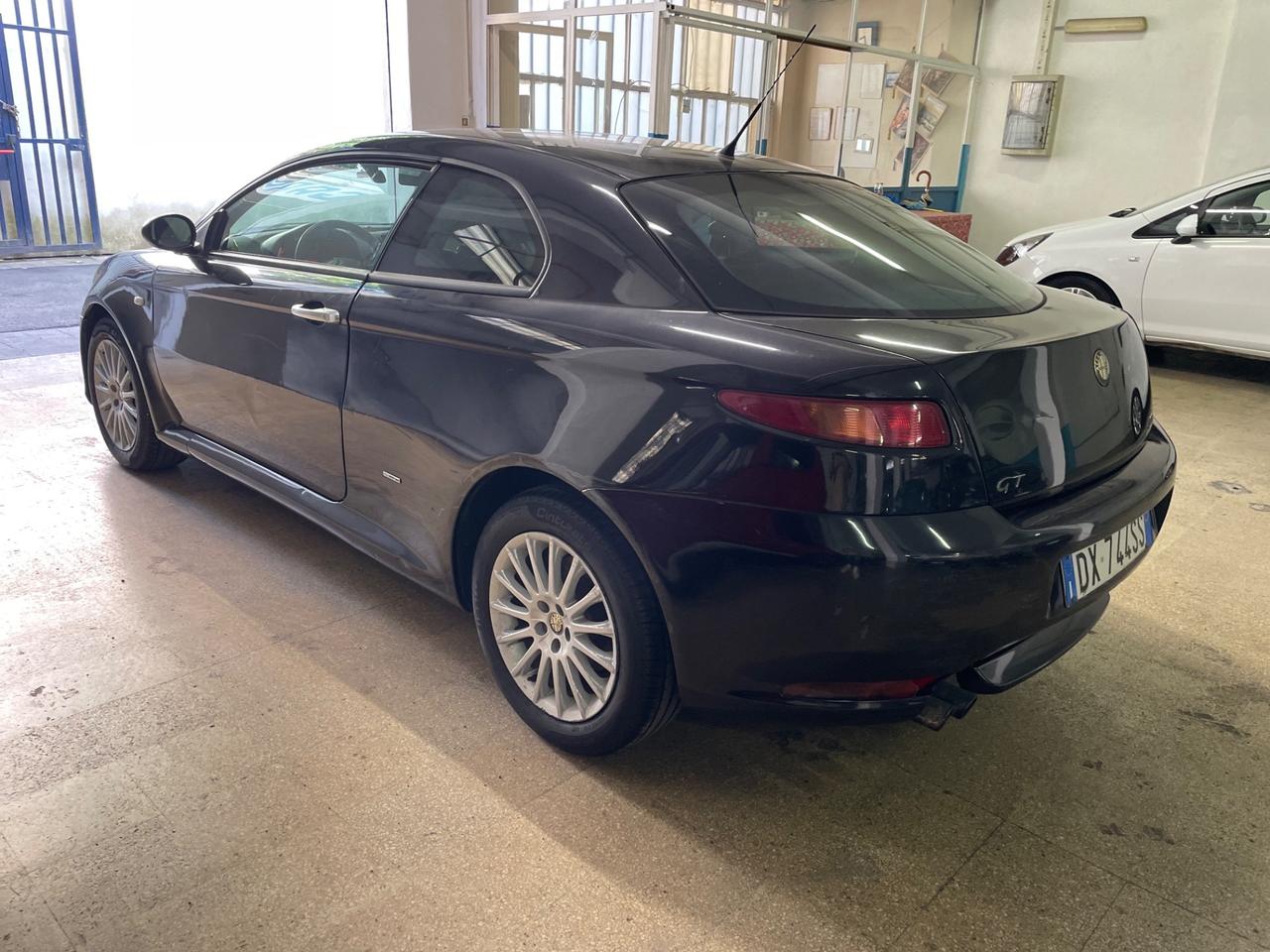 Alfa Romeo GT 1.9 JTDM 16V Progression