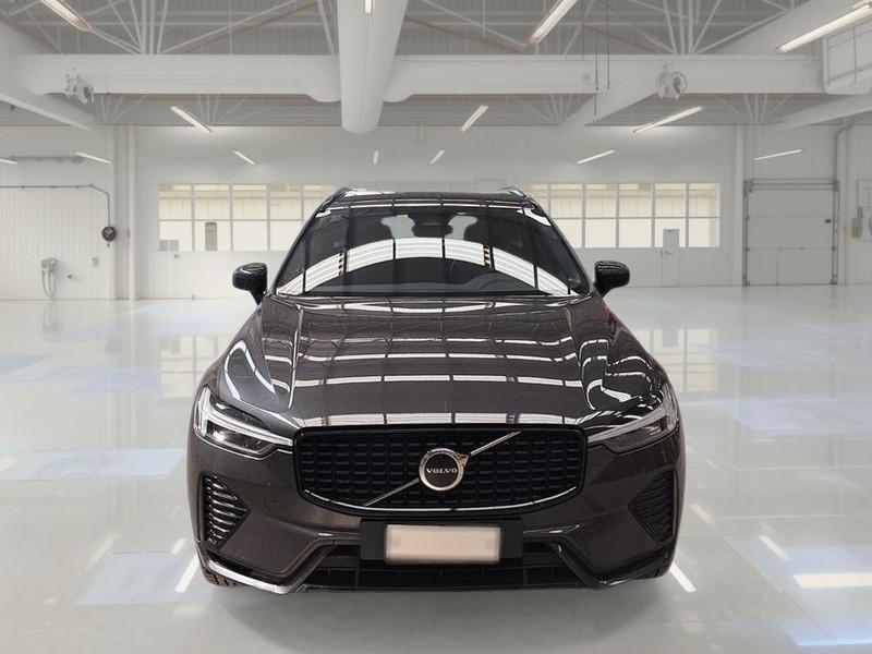 VOLVO XC60 B4 D AWD automatico R-Design