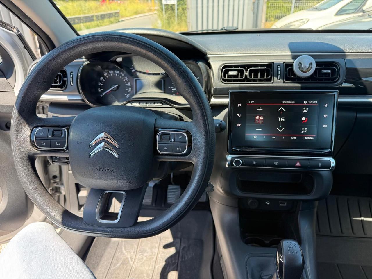 Citroen C3 PureTech 82 GPL Shine Tetto Rosso pari al nuovo