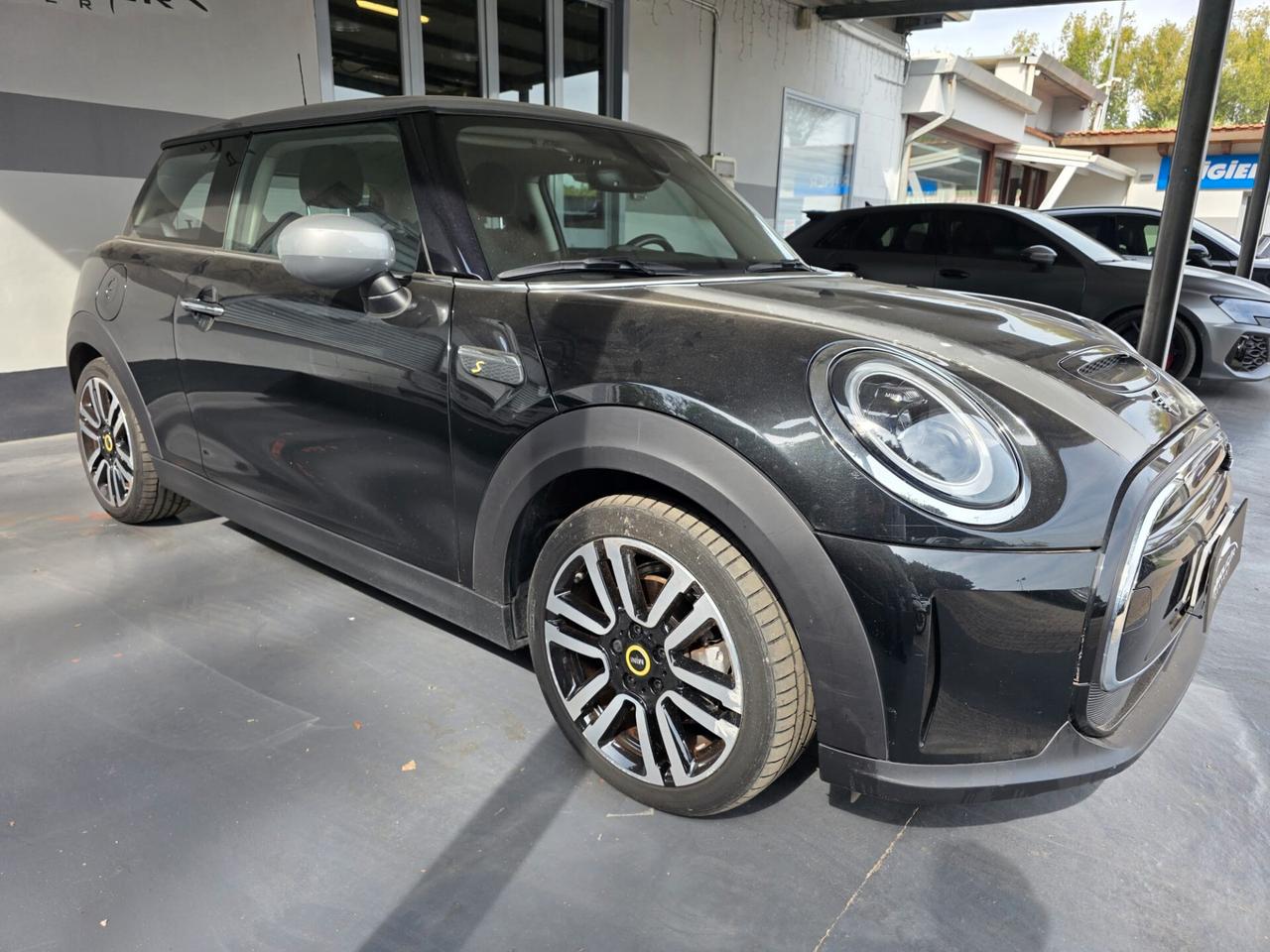 Mini Full Electric Cooper SE Yours