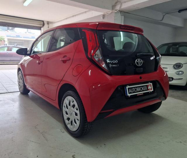 TOYOTA Aygo Connect 1.0 VVT-i 72 CV 5 porte x-cool