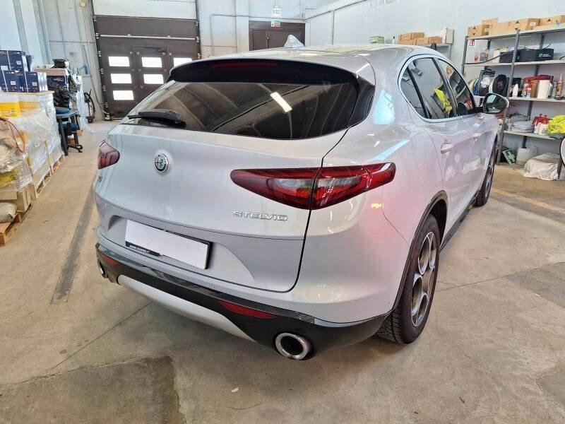 Alfa Romeo Stelvio 2.2 TD 210 CV AT8 Q4 Ti PREZZO REALE