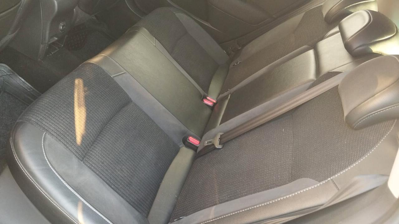 Citroen C4 1.6 e-HDi 115 airdream Exclusive