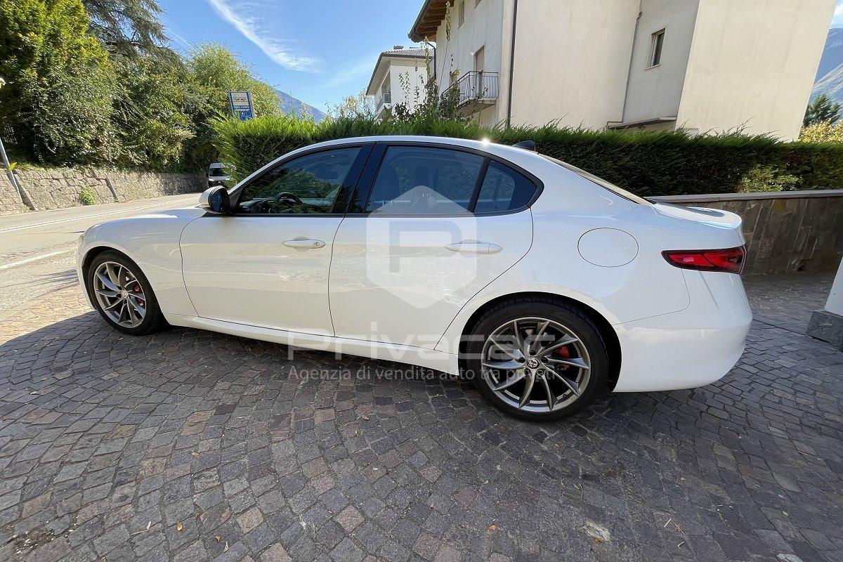 ALFA ROMEO Giulia 2.2 Turbodiesel 180 CV AT8 Business Sport Launch Ed.