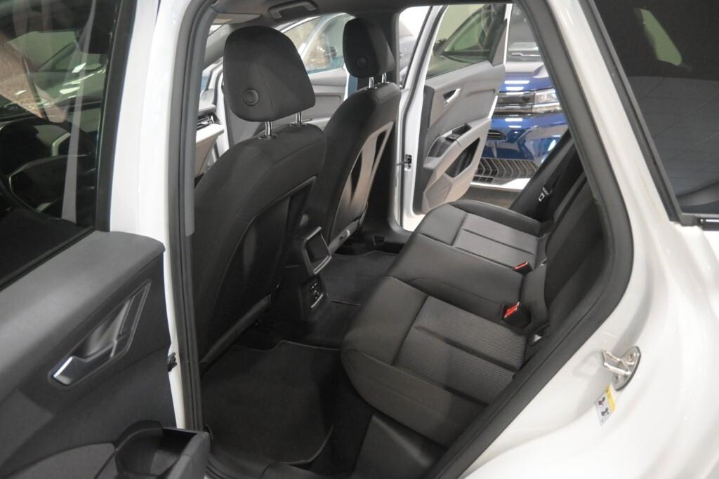 AUDI Q4 40 E-TRON 204CV AUTOMATIC BUSINESS ADVANCED ( FARI LED - VIRTUAL COCKPIT - ADAPTIVE CRUISE - NAVI - MIRROR - PDC - TELECAMERA POST. - CERCHI 19 )