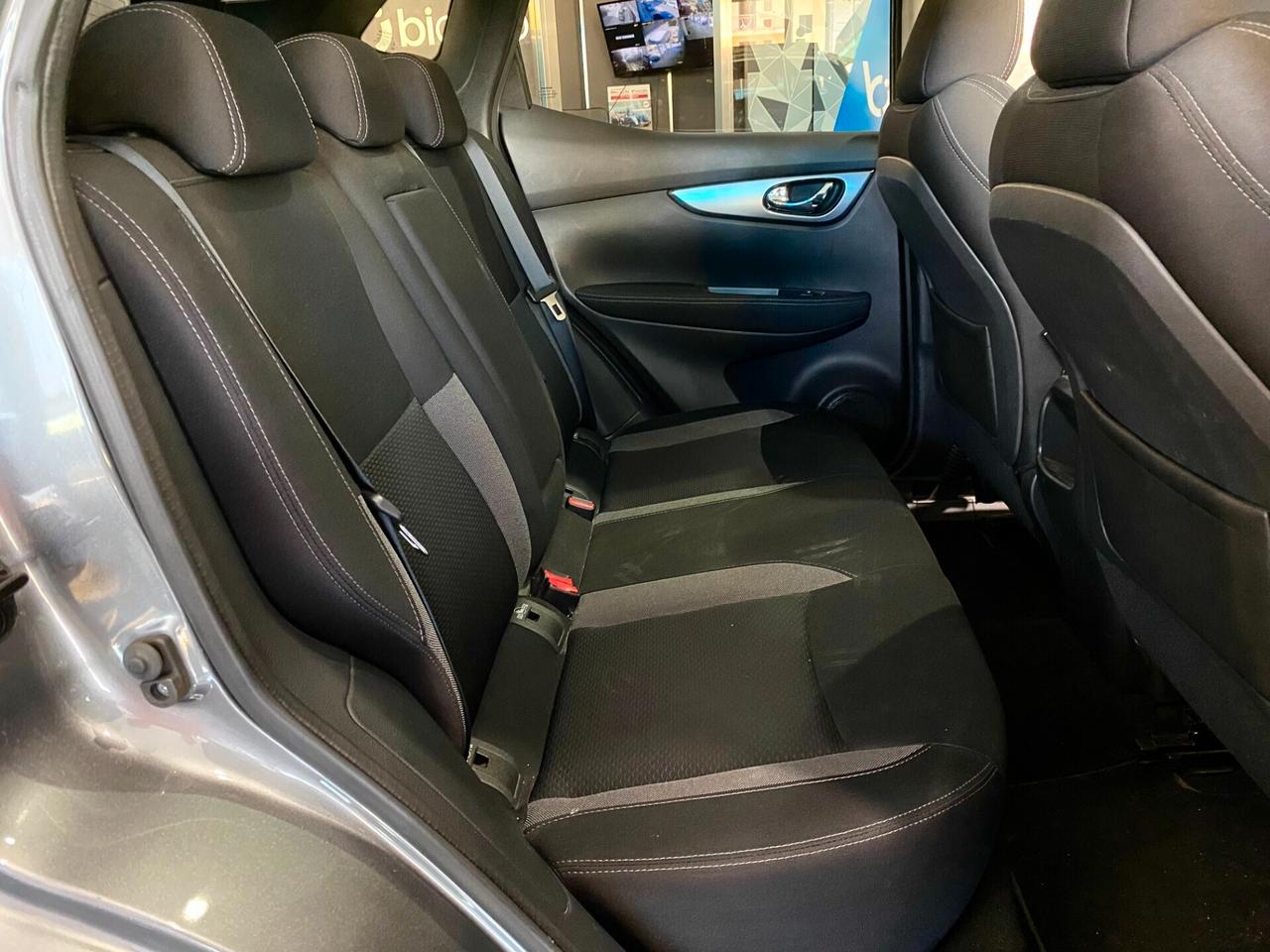 Nissan Qashqai 1.5 dCi N-Connecta