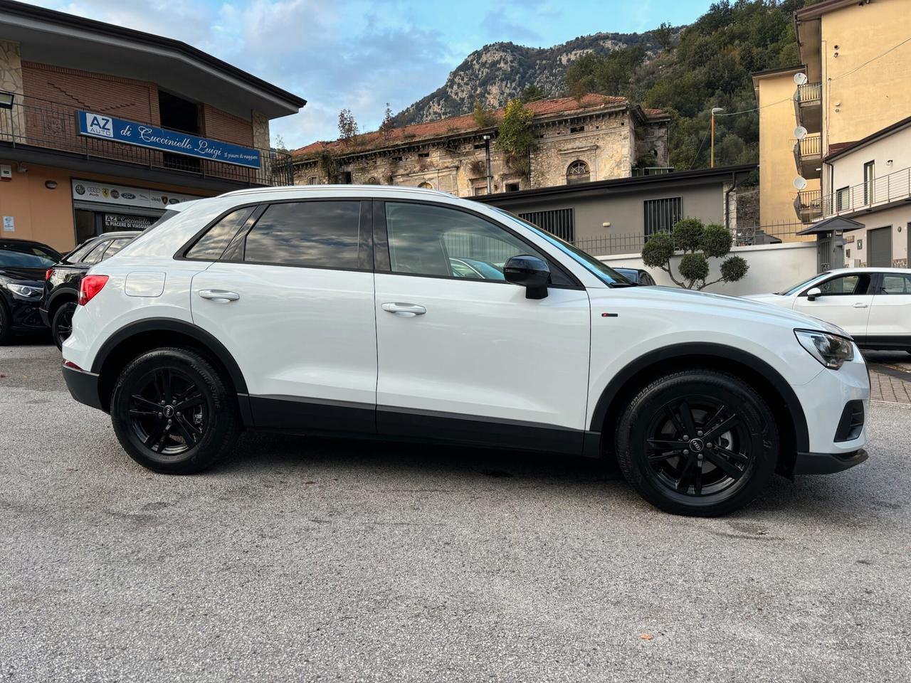 Audi Q3 35 TDI S tronic IDENTITY BLACK - SPORT
