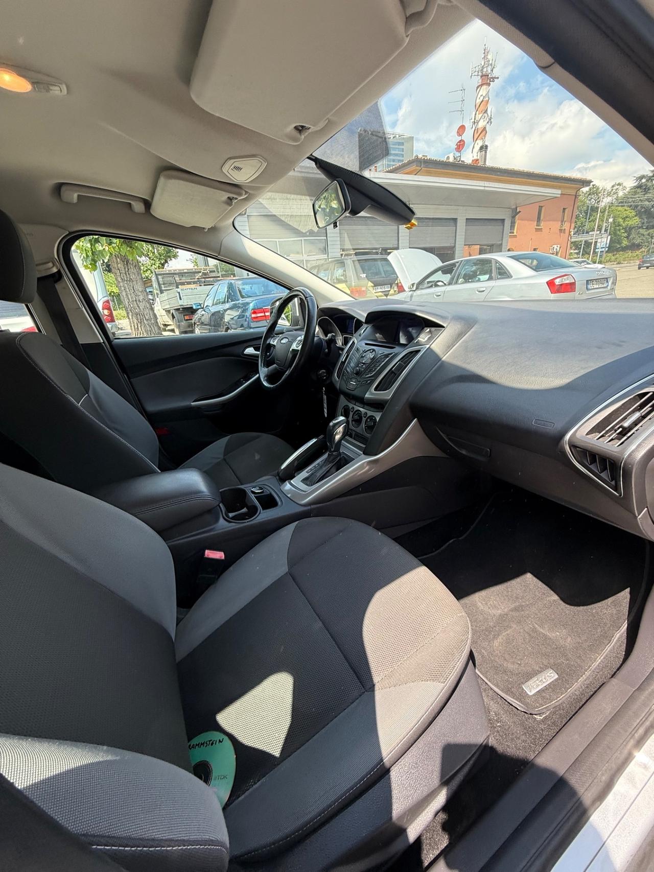 Ford Focus 2.0 TDCi 115 CV Powershift Titanium