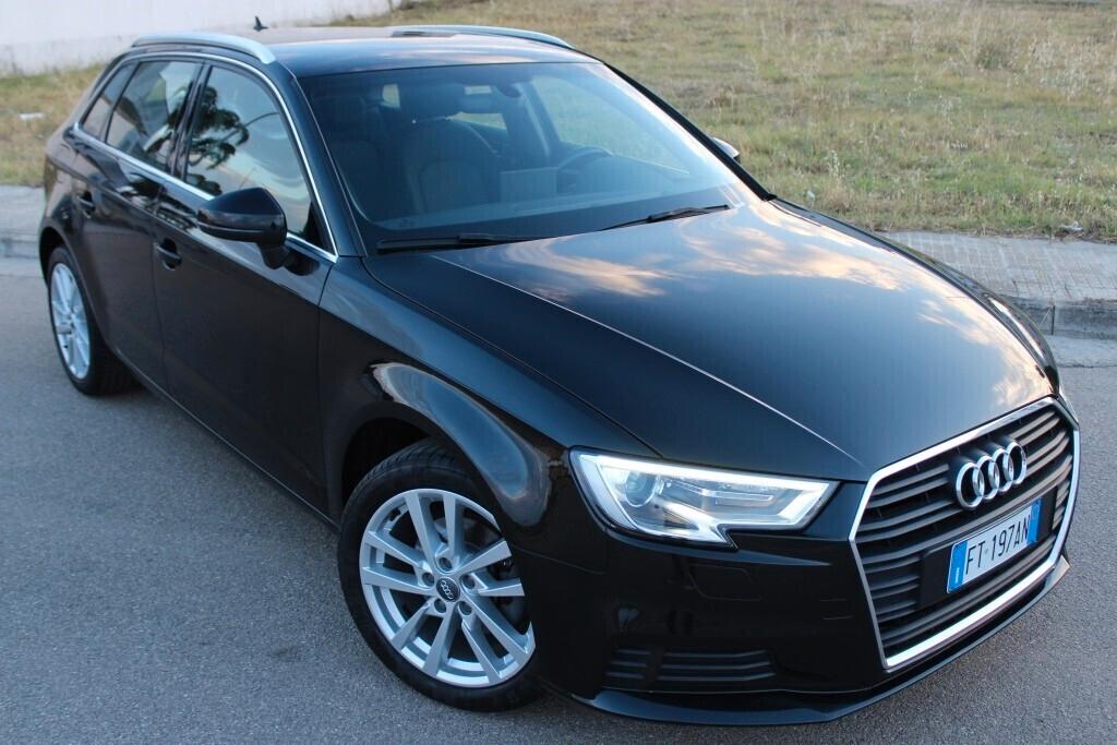 AUDI A3 Sportback 1.6 TDI *Subwoofer *LED