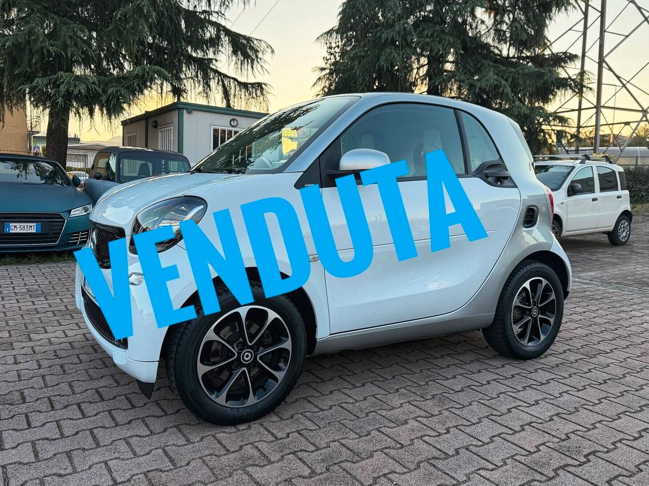 Smart ForTwo 70 1.0 twinamic Passion PANORAMICO CRUISE OK NEOPATENTATI