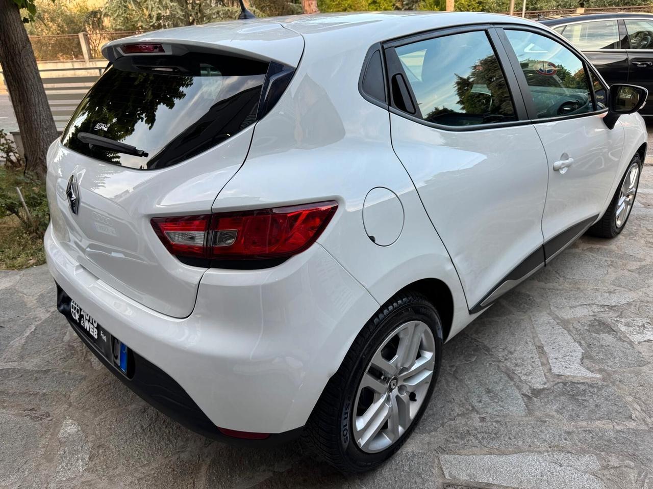 RENAULT CLIO TCe 12V 75cv GENERATION NEOPATENTATI