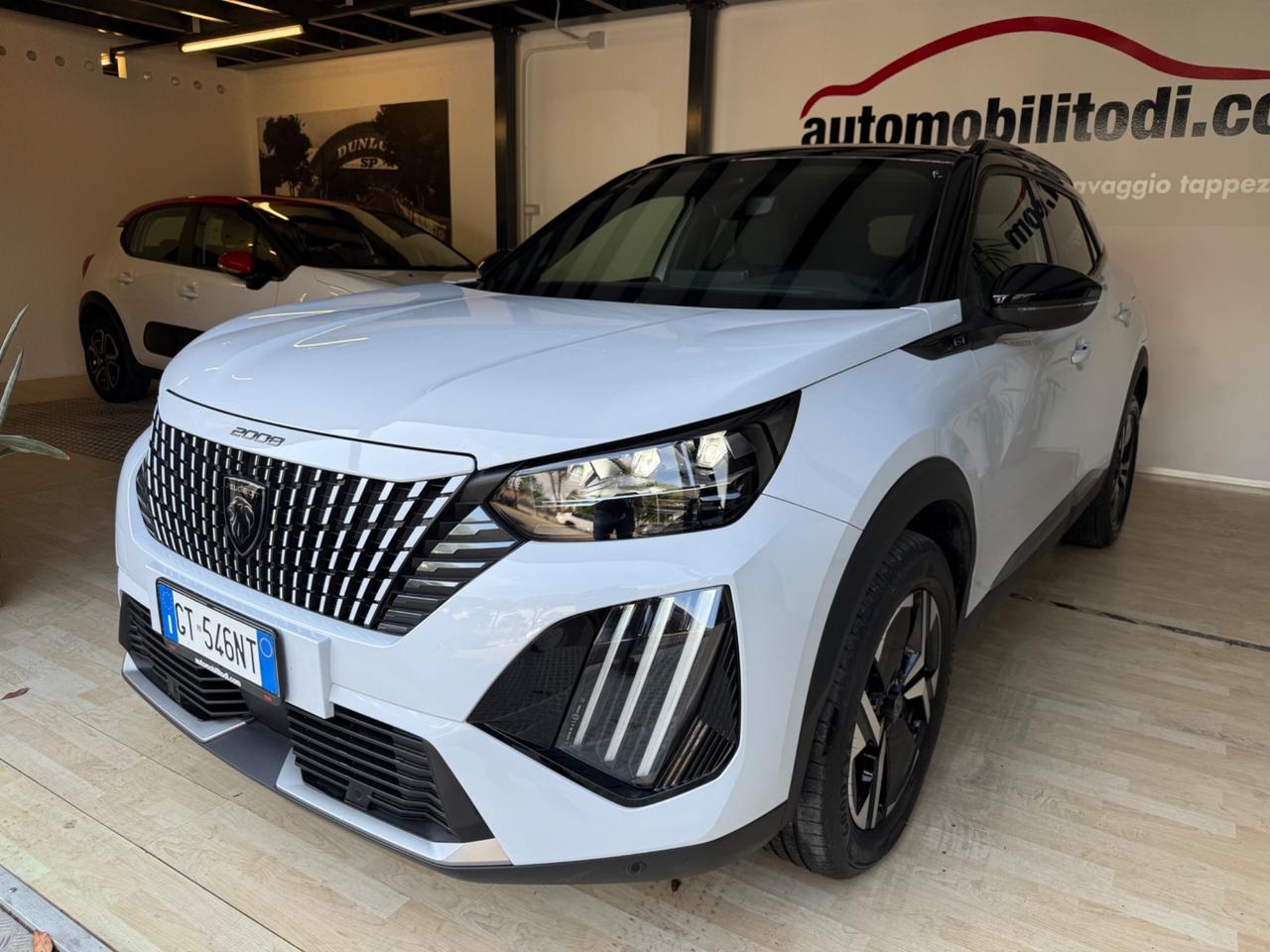 Peugeot 2008 PureTech 130 S&S EAT8 GT