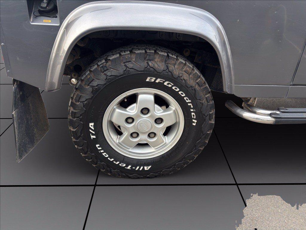 LAND ROVER Defender 90 2.2 td SW del 2015