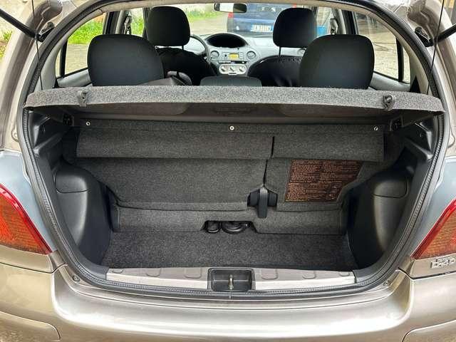 Toyota Yaris Yaris I 2003 5p 1.4 d-4d Sol