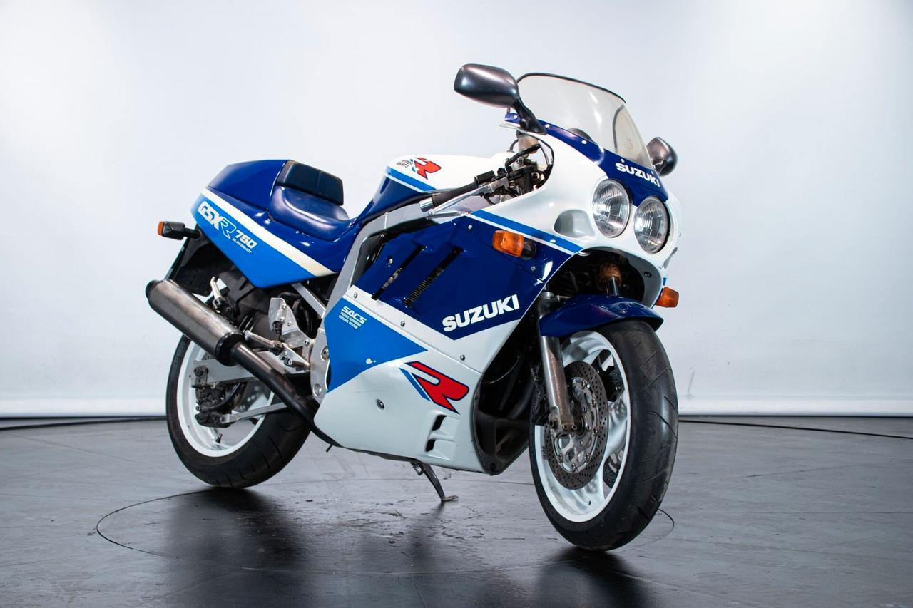 Suzuki GSX-R 750