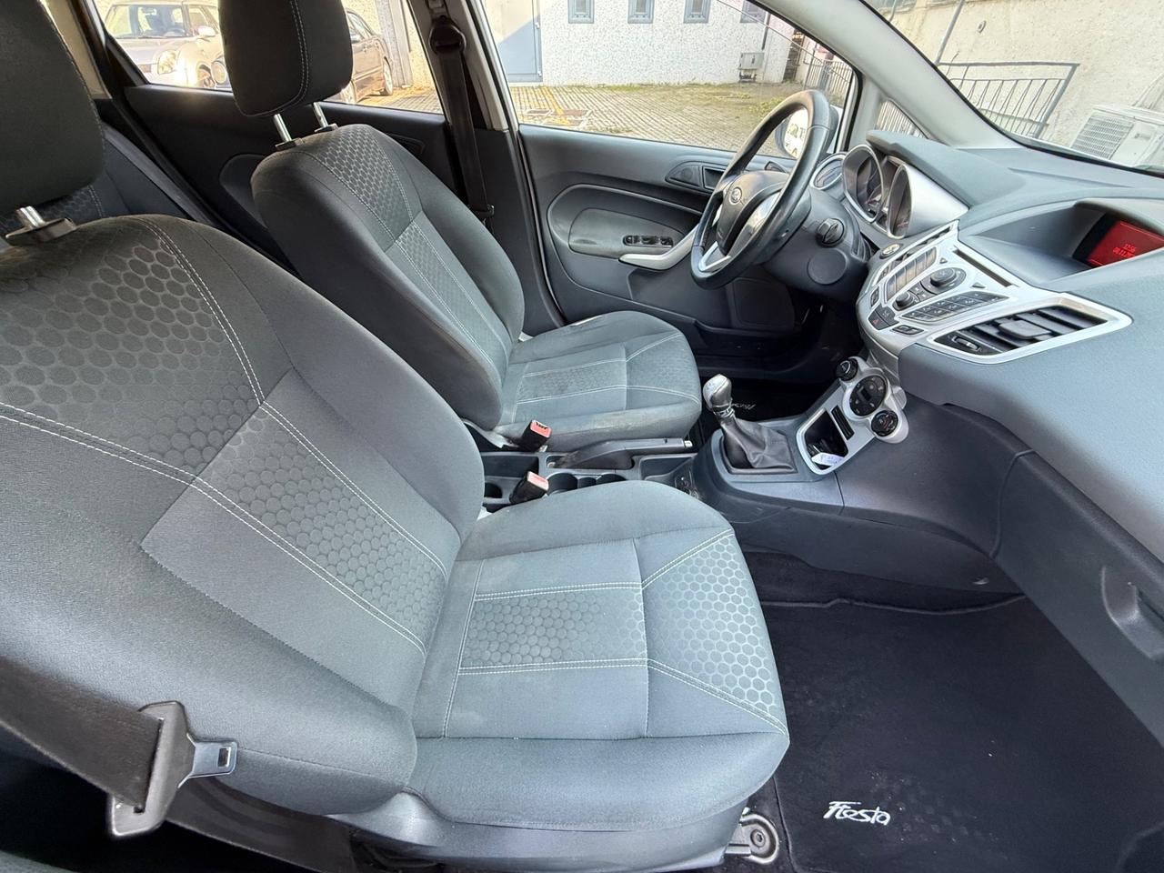 Ford Fiesta 1.6 TDCi 95 CV 5p. Titanium