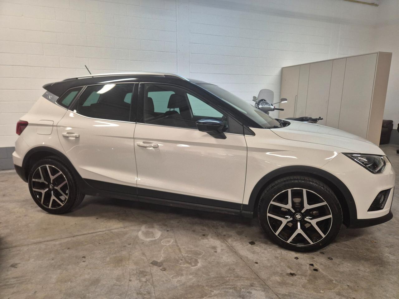 Seat Arona 1.0 TGI FR PARI A NUOVO!!!!!!!