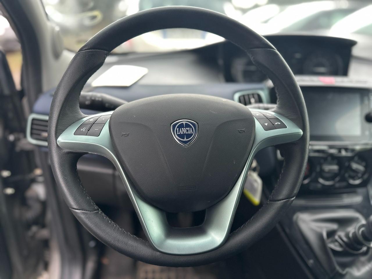 LANCIA Ypsilon III 2021 - Ypsilon 1.0 firefly hybrid Platino s&s 70cv