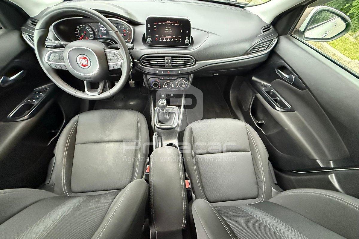 FIAT Tipo 1.4 5 porte Easy Business