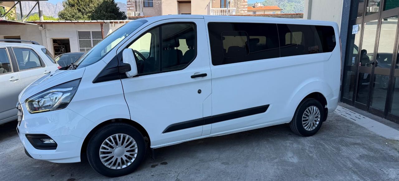 Ford Transit Custom 9 Posti passo lungo 320 2.0 TDCi 130 aut. PL Furgone Trend