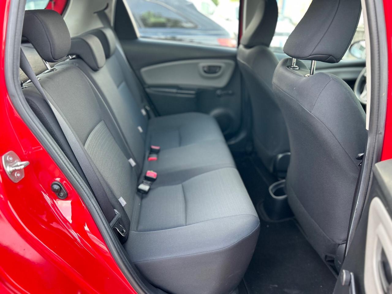 Toyota Yaris 1.0 5 porte Lounge