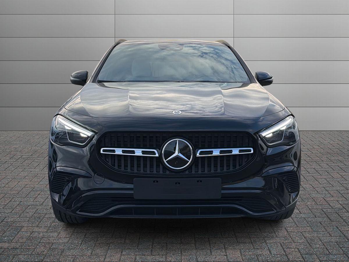 Mercedes-Benz GLA 180 d Automatic