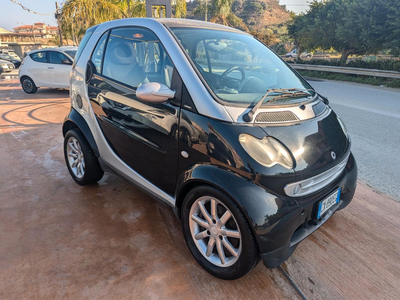 Smart ForTwo 700 coupé pure (37 kW)