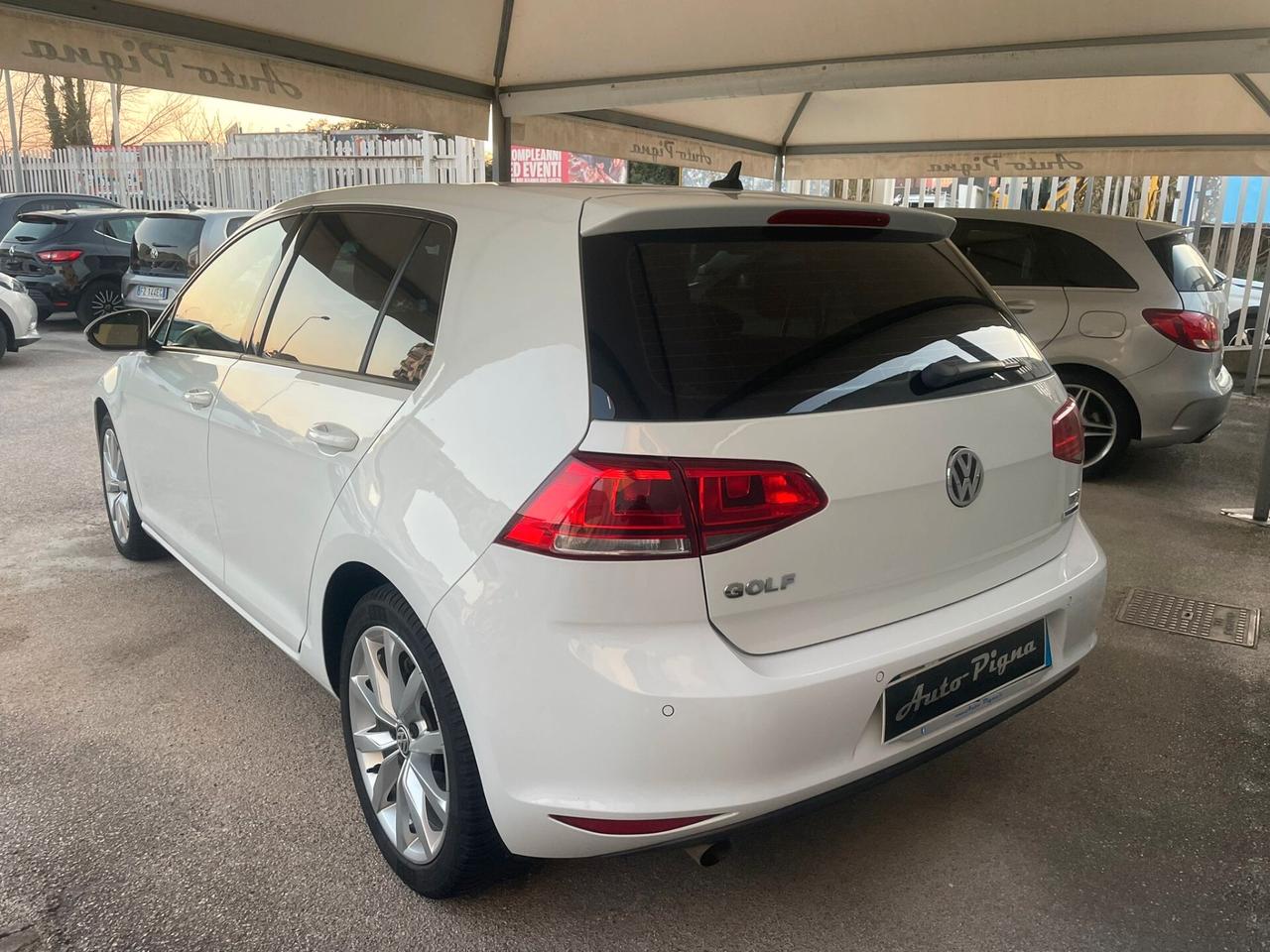 Volkswagen Golf 1.6 TDI 110 CV DSG 5p. Highline BlueMotion Technology