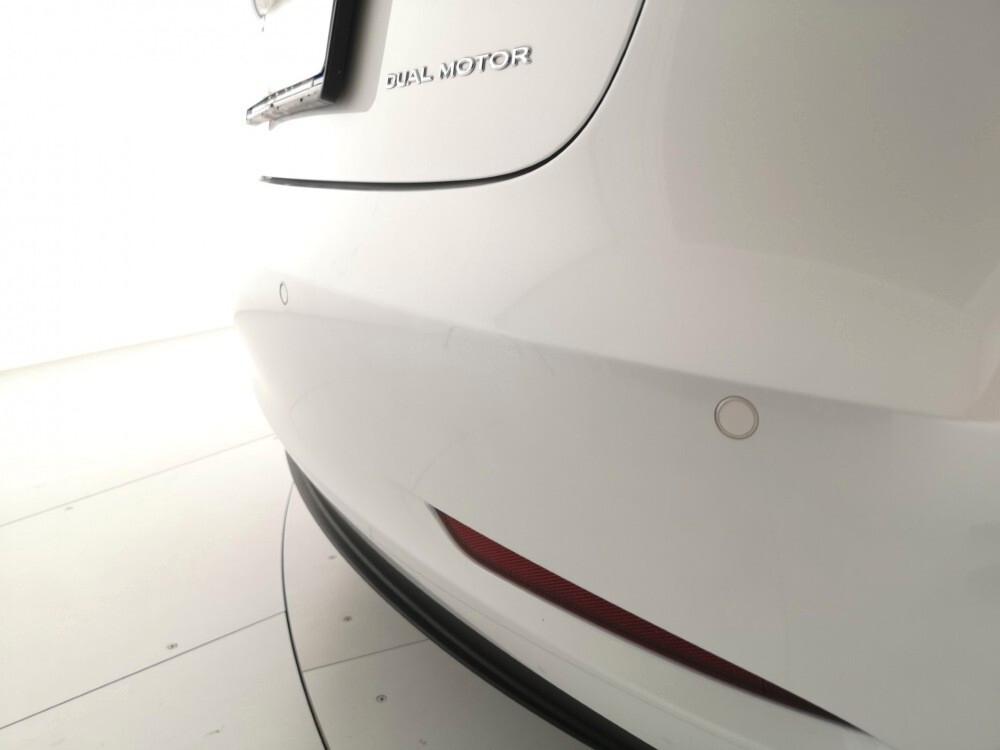 Tesla Model 3 Long Range Dual Motor AWD