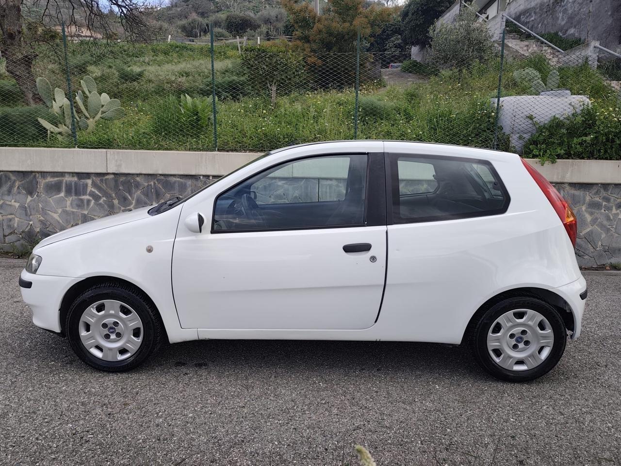 Fiat Punto 1.2i Fire 8 valvole