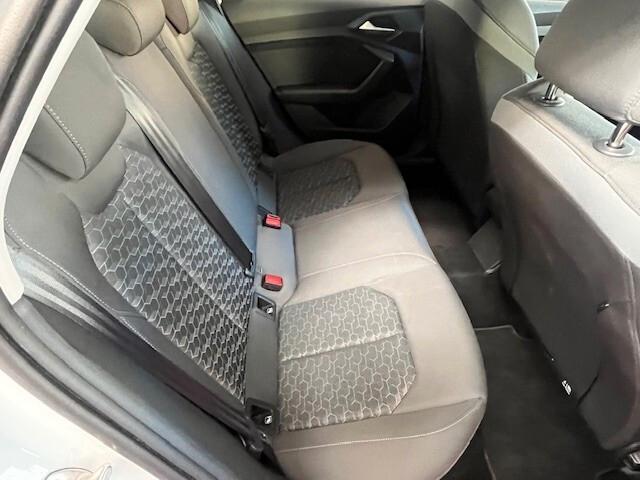 AUDI A1 SPORTBACK 1.0 BENZINA 110CV S-line S/TRONIC EDITION OK NEOPATENTATI