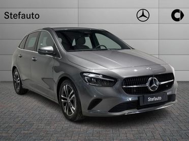 MERCEDES-BENZ B 180 d Automatic Street Edition